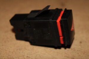 7L5.953.235.A Hazard Light Switch Porsche Cayenne & VW Touareg.