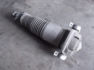 7L5.512.021.AM
