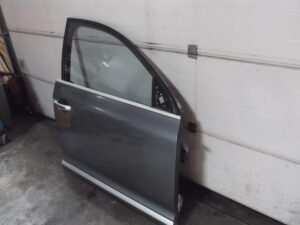 Front door right Porsche Cayenne 955.