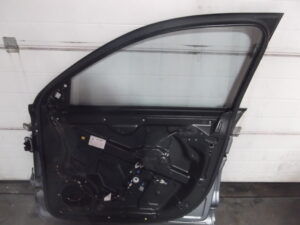 Front door right Porsche Cayenne 955.