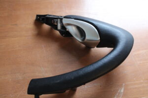 996.555.351.00 Door handle Left Porsche 996