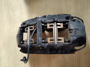 BREMBO 20.7675.02 Remklauwen - Front Brake Calipers