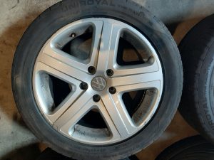 Velgenset 9J x 19 H2 ET 60, 275-45 R 19 VW Touareg