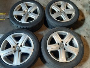 Velgenset 9J x 19 H2 ET 60, 275-45 R 19 VW Touareg