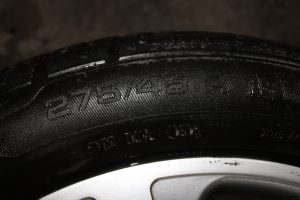 Velgenset 9J x 19 H2 ET 60, 275-45 R 19 VW Touareg