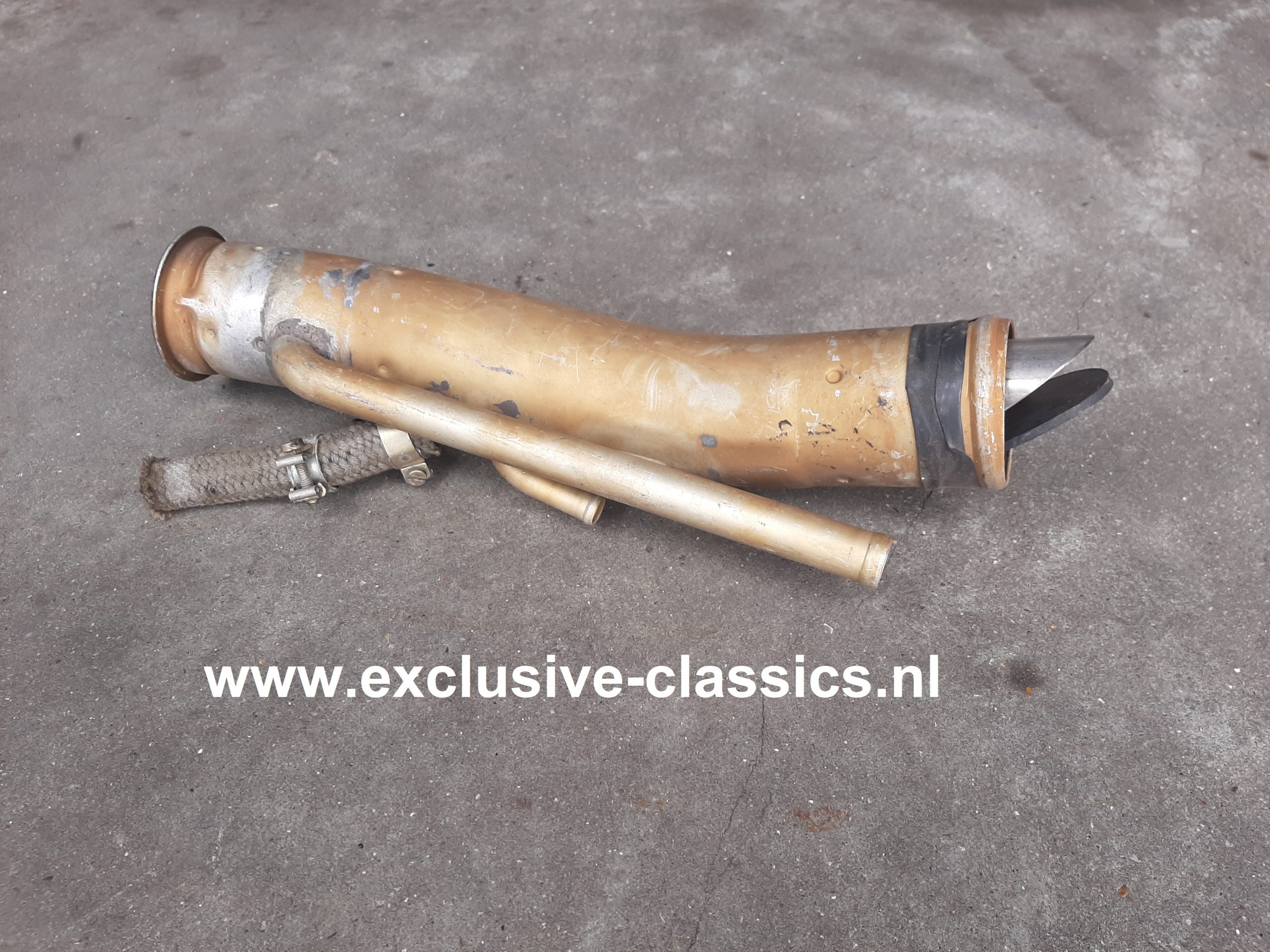 944.201.039.00 Fuel Filler Neck Porsche 924 & Porsche 944
