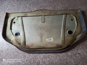 986.551.039.01 Interior carpet engine cover