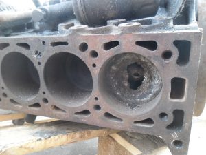 Motorblok - Engine Porsche 924 Turbo. Motorcode 31 01 1452.